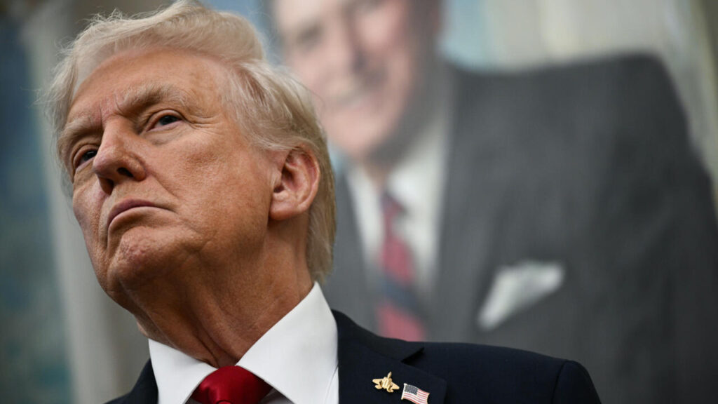 Trump Demands Hamas Accept Gaza Plan by Sunday—or Face “Hell”